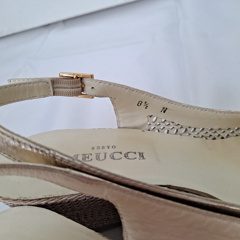 Sesto Meucci Wedge Sandal Italian Leather Gold Bow 8.5 - Picture 8 of 9